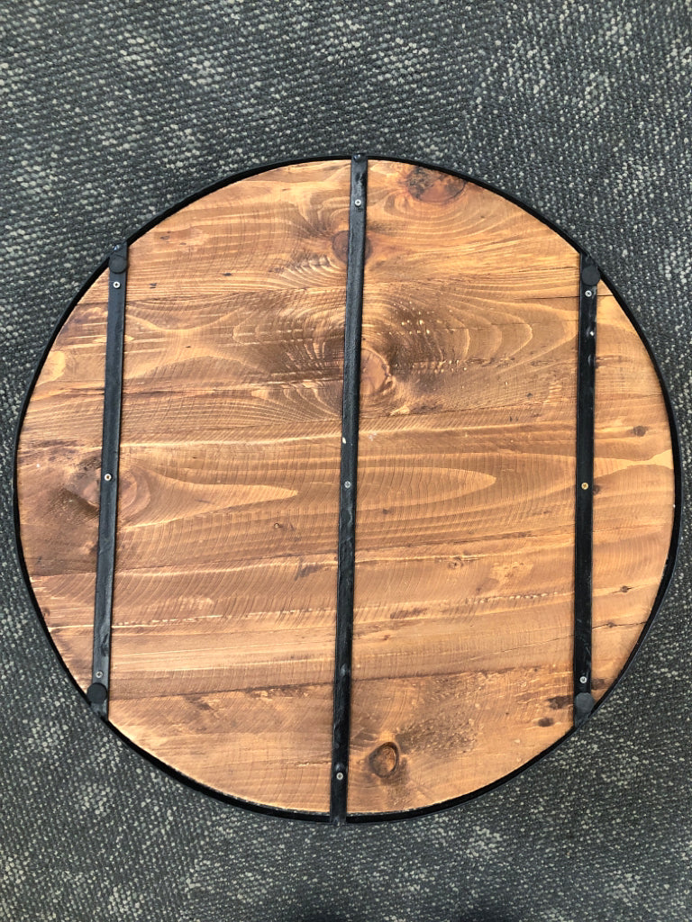 "EAT DRINK ENJOY" WOODEN TRAY.