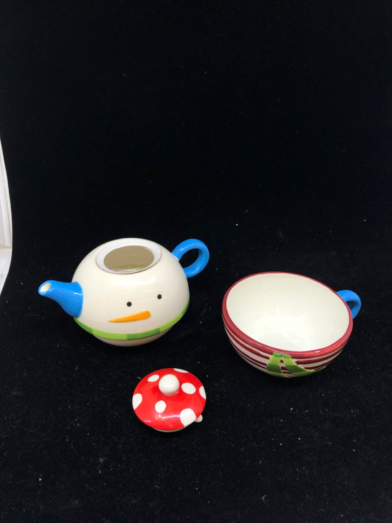 2PC SNOWMAN TEAPOT AND CUP- TEA FOR ONE.