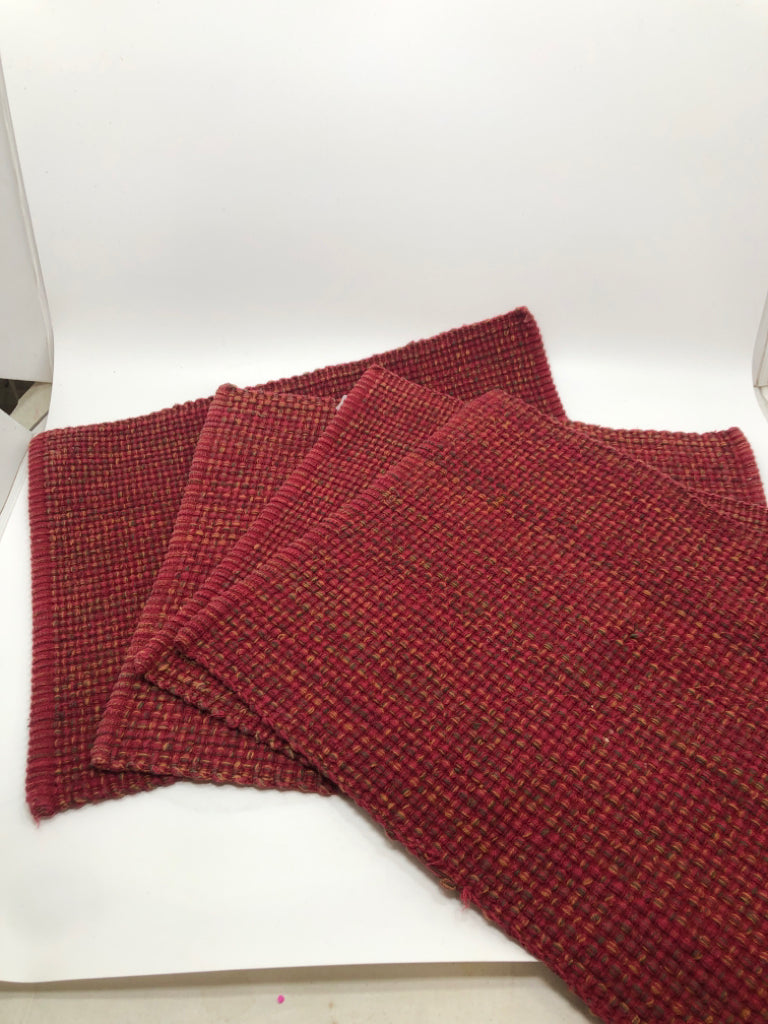 4PC RED WOVEN SONOMA PLACEMATS.