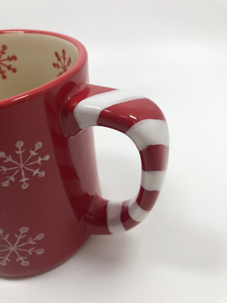 6 RED SNOWFLAKE MUGS - TEMPTATIONS.