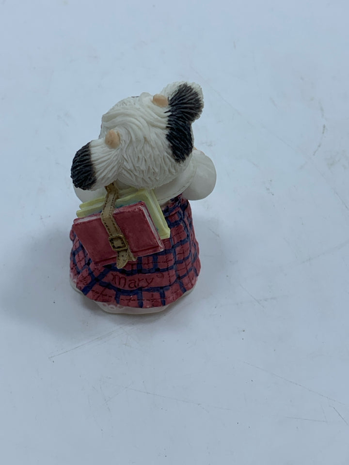 MARY MOO MAKING THE GRADE.