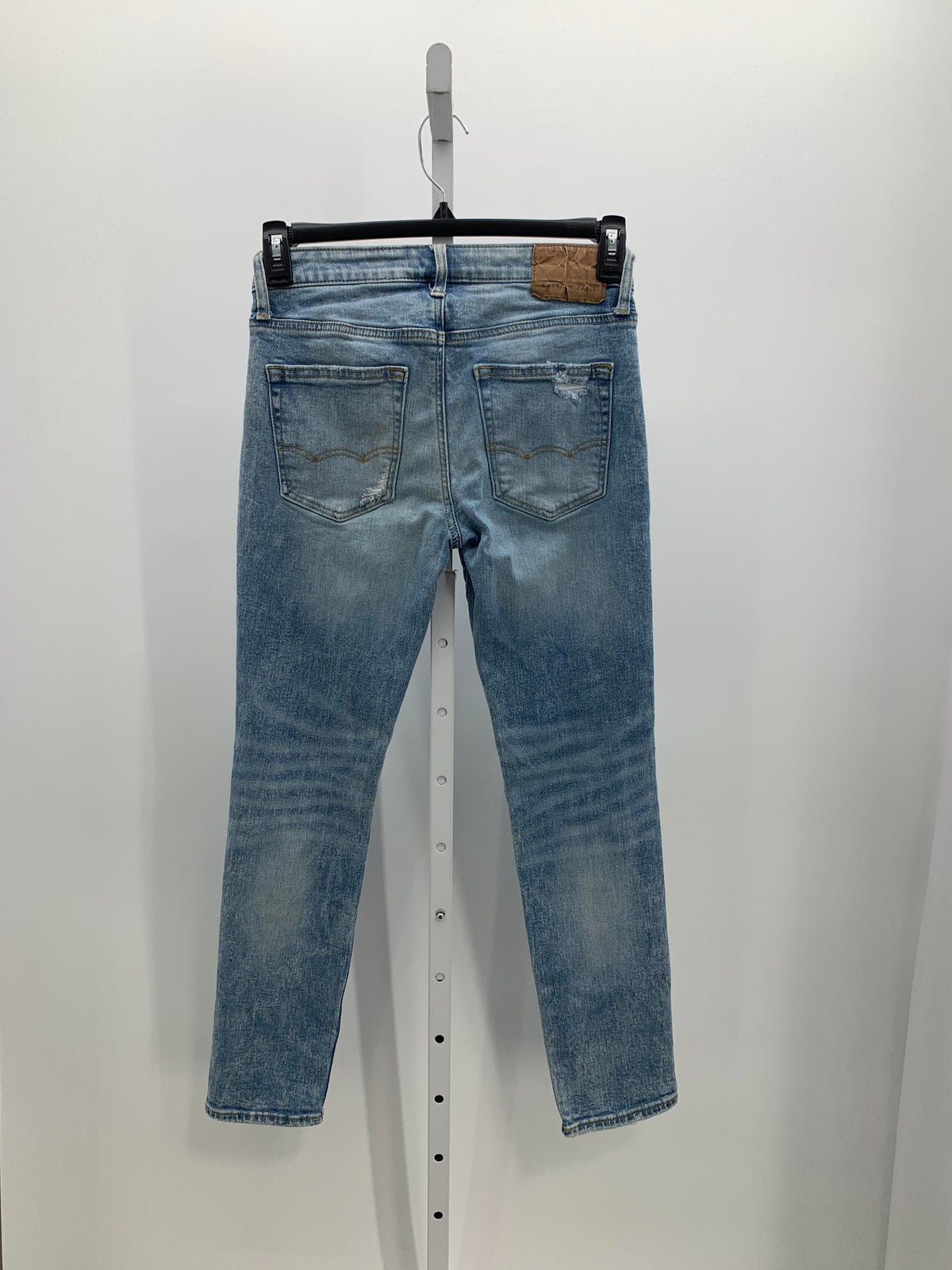 DISTRESSED SLIM