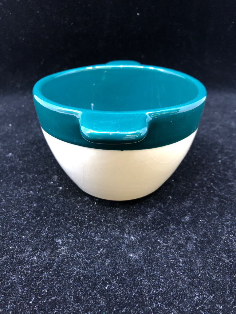 SMALL TEAL/CREAM CROCK.