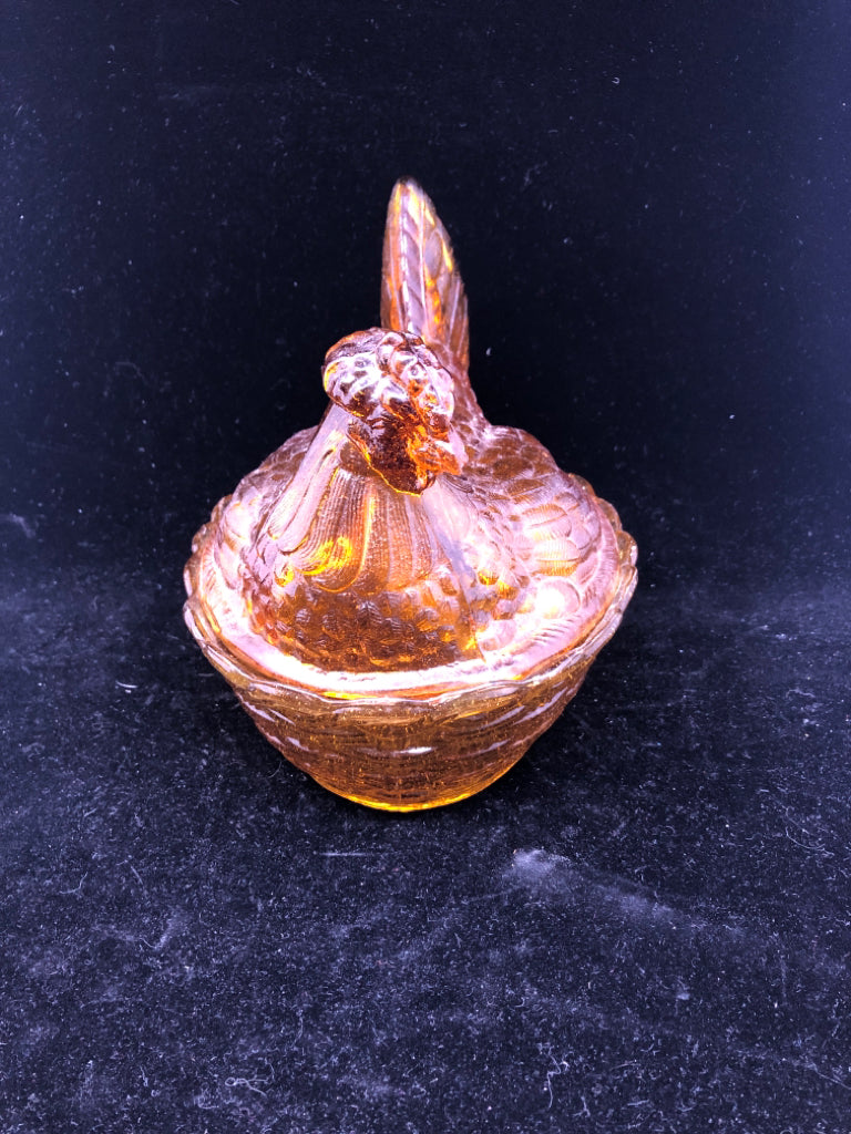 VTG AMBER GLASS ROOSTER IN BASKET CANDY DISH.