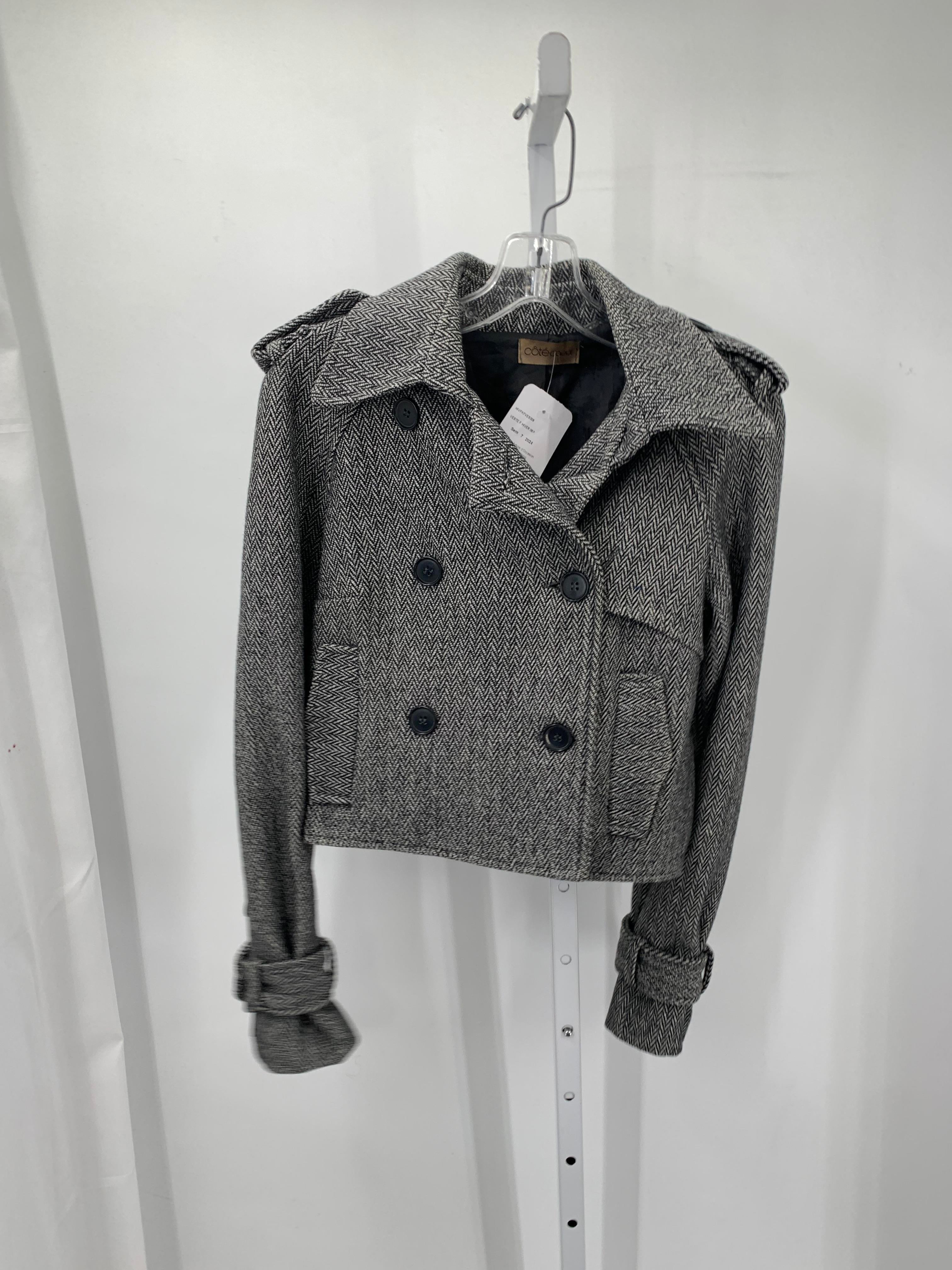 Size Medium Juniors Jacket