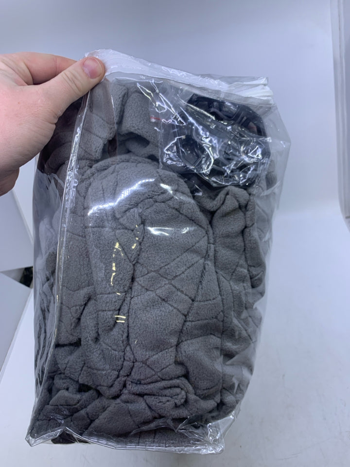 NIP GREY RECLINER SOFA COVER 3 SEATER.