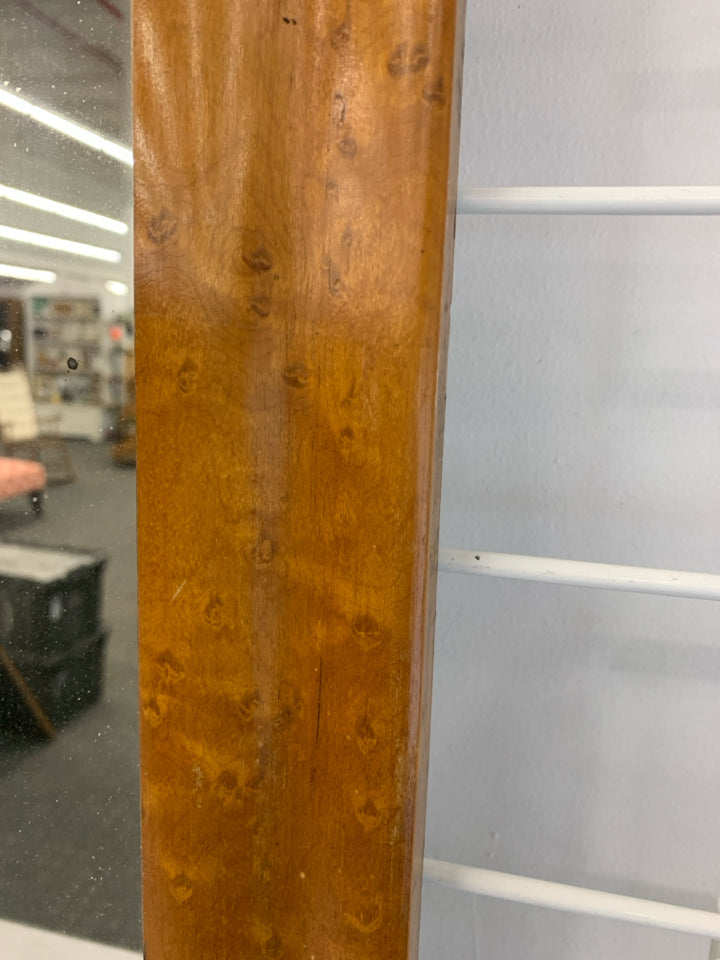 BROWN RUSTIC FRAMED MIRROR.