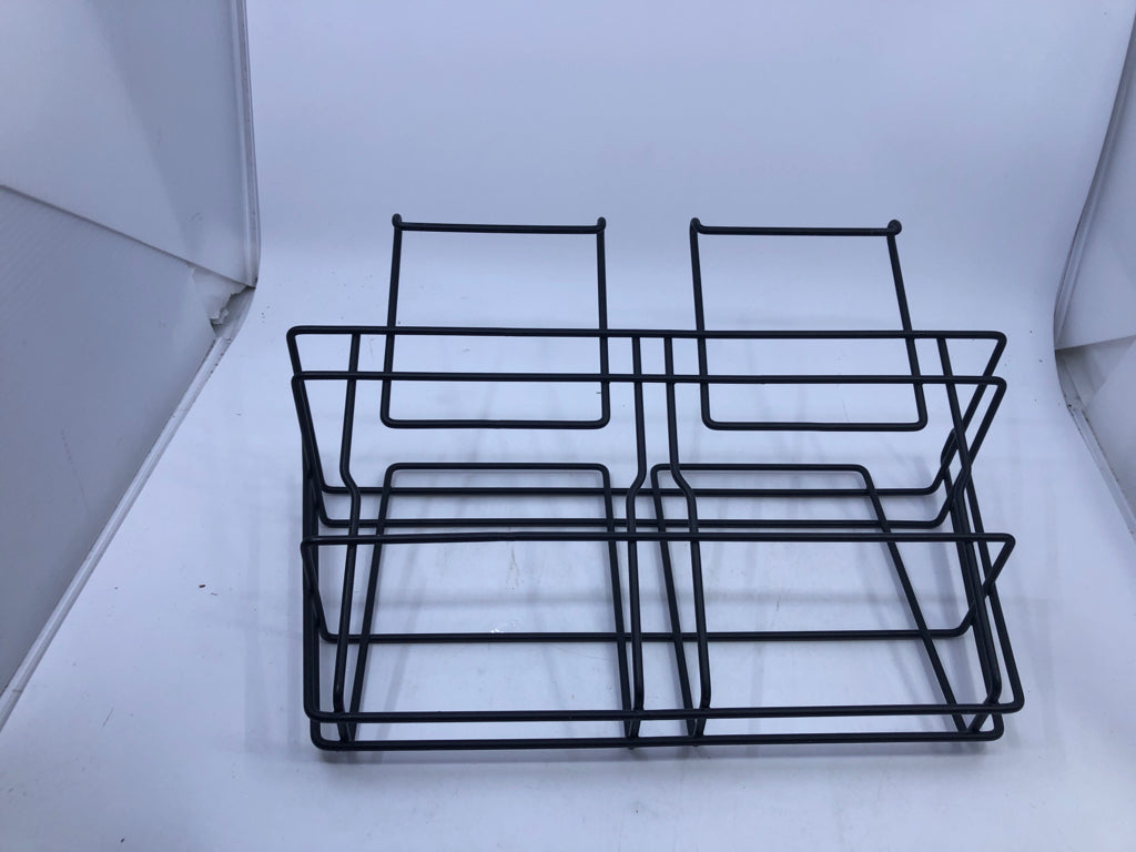 BLACK METAL POCKET/ORGANIZER.