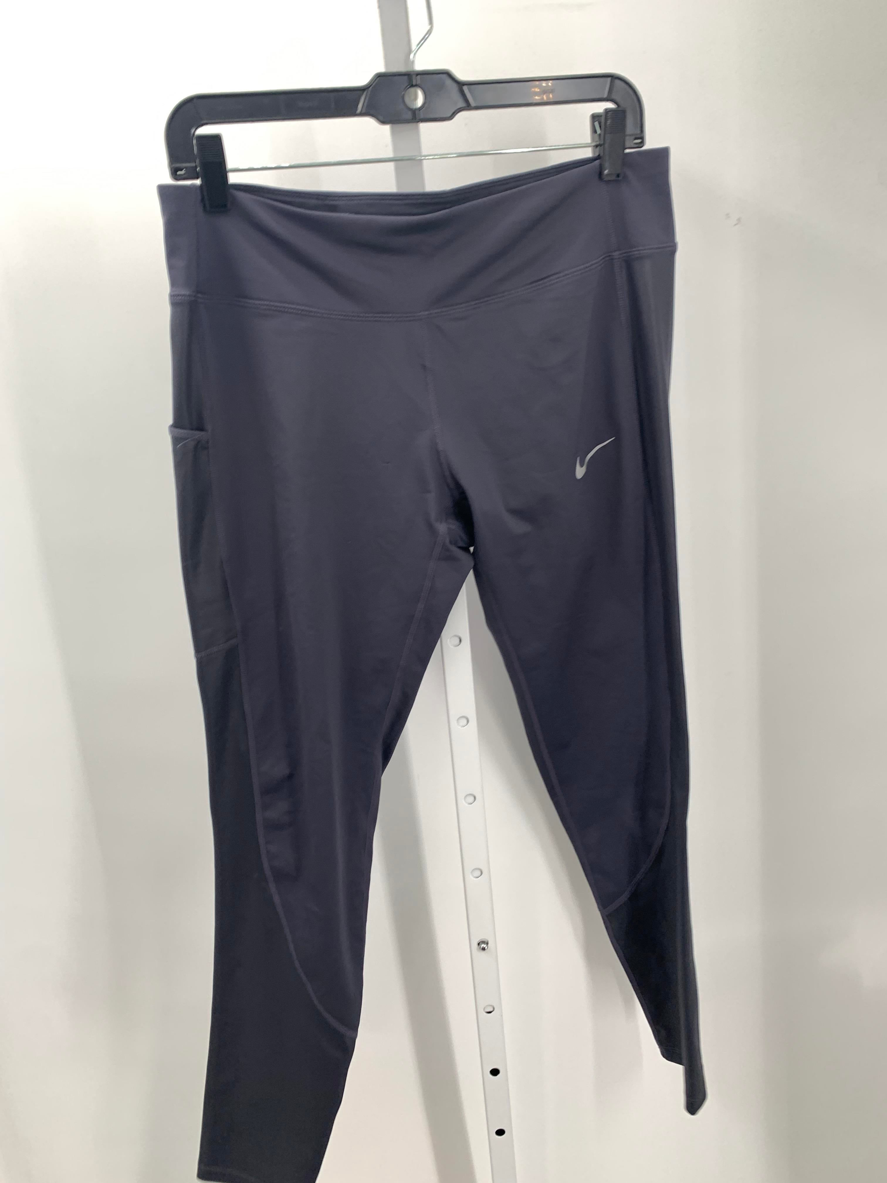Nike Size Large Misses Leggings