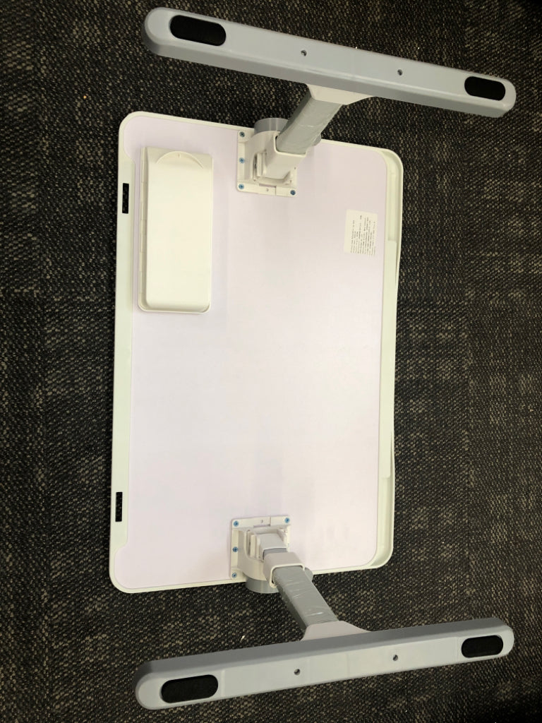 WHITE/GREY PLASTIC ADJUSTABLE COMPUTER LAP DESK.