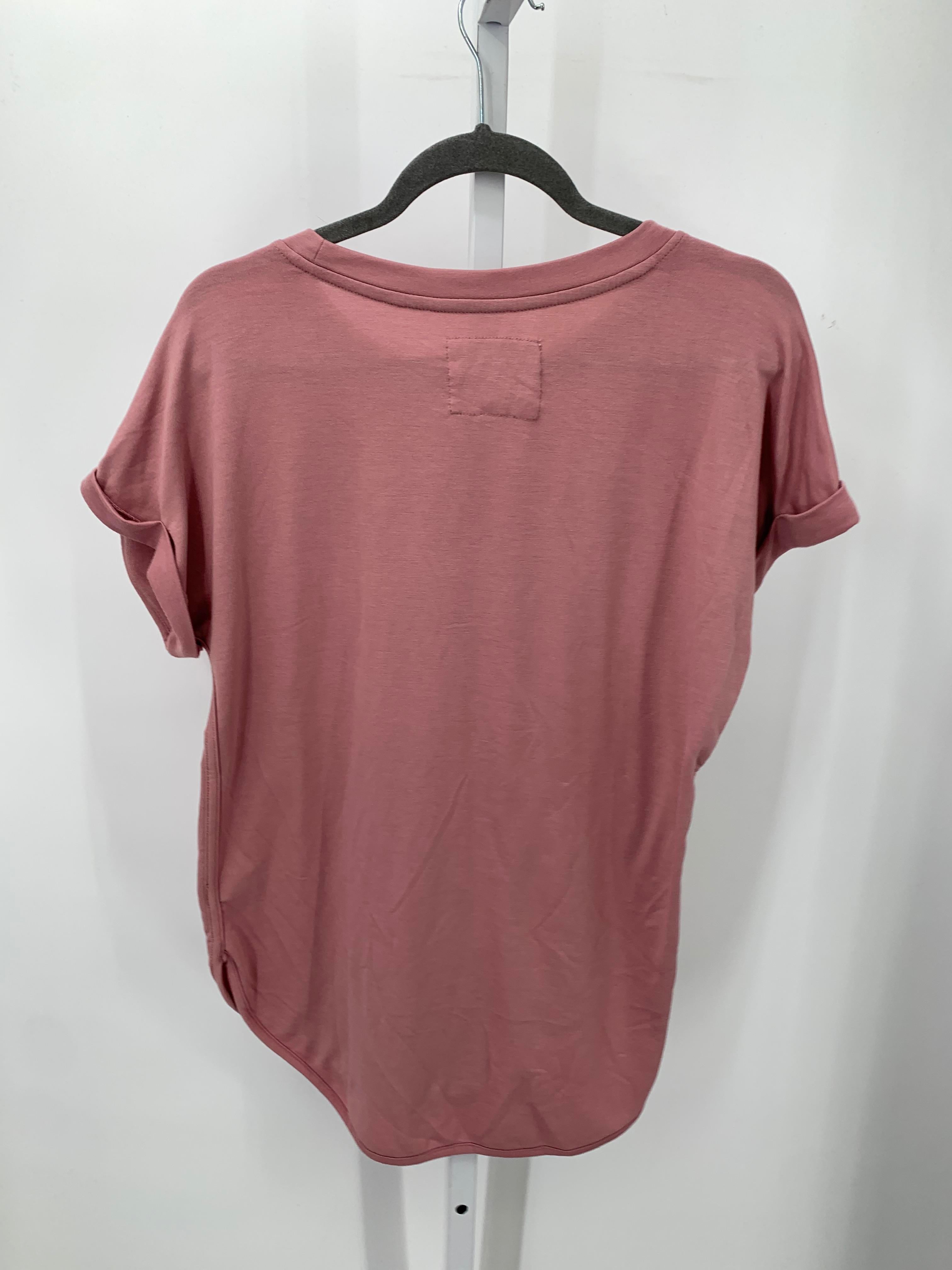 Cupio Size Medium Juniors Short Sleeve Shirt