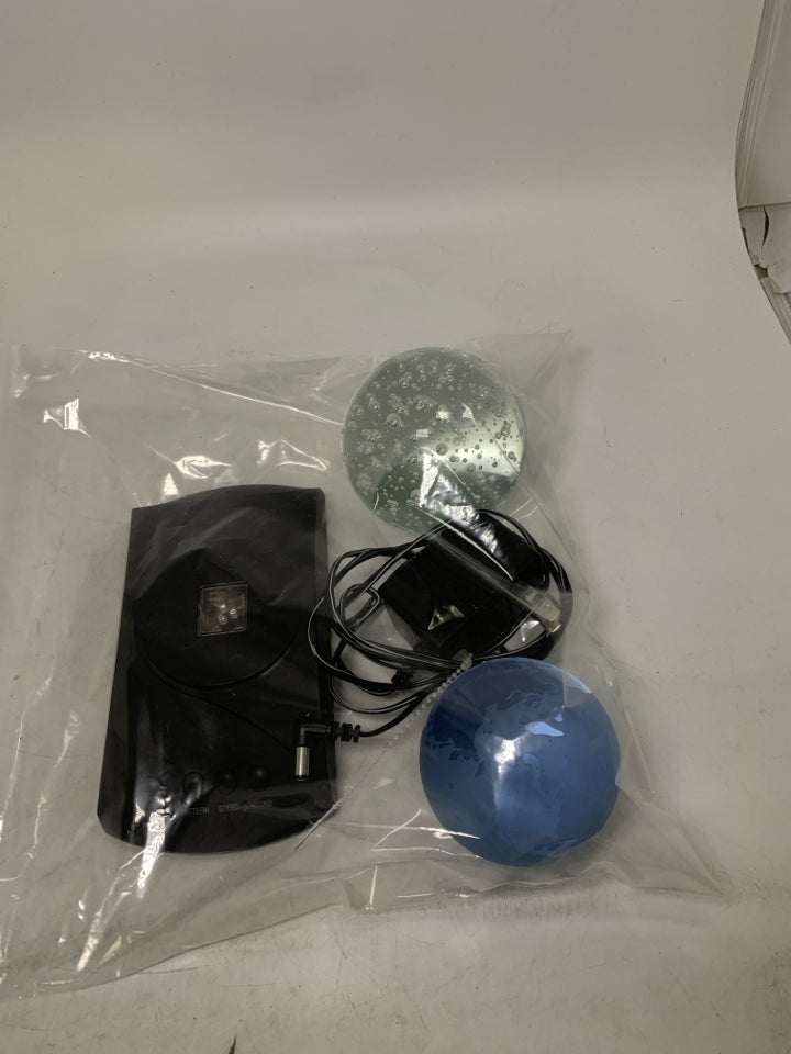 3 PC CLEAR BUBBEL SPHERE, BLUE EARTH SPHERE W/ LIGHT UP BASE/SOUND MACHINE IN BA