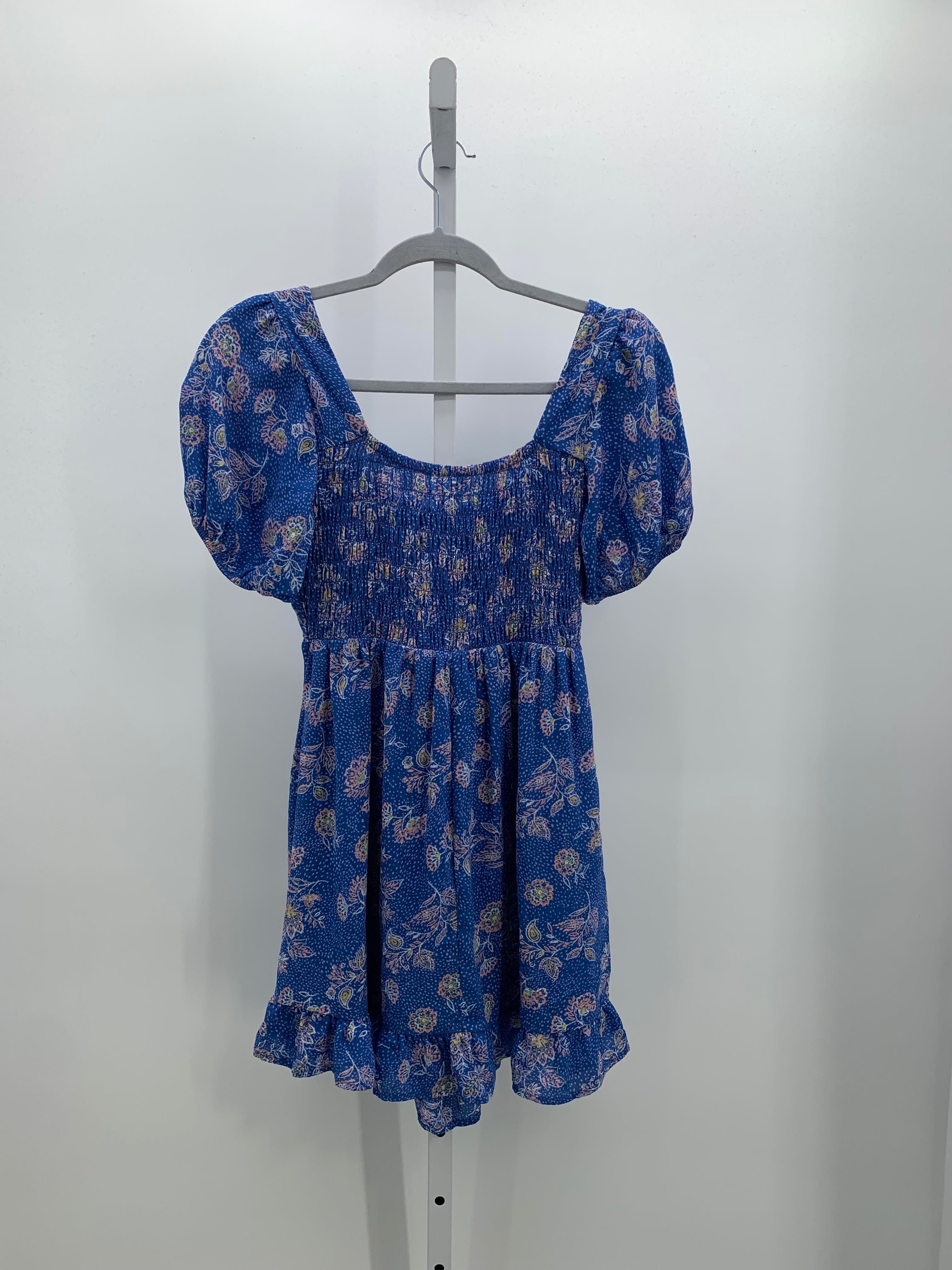 Size X Small Juniors Short Sleeve Dress