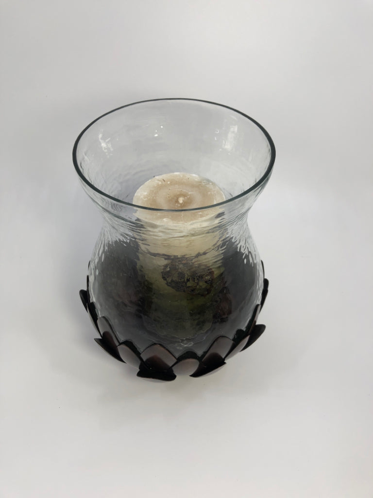 BROWN LOTUS FLOWER HURRICANE CANDLE HOLDER W/PILLAR CANDLE.