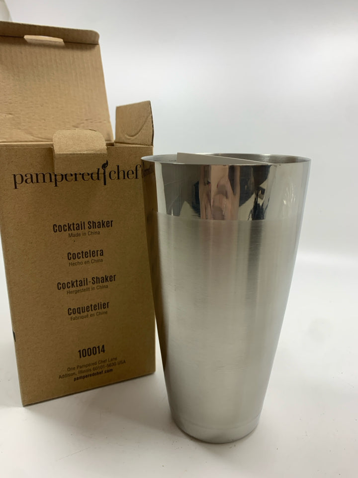 NIB PAMPERED CHEF COCKTAIL SHAKER.