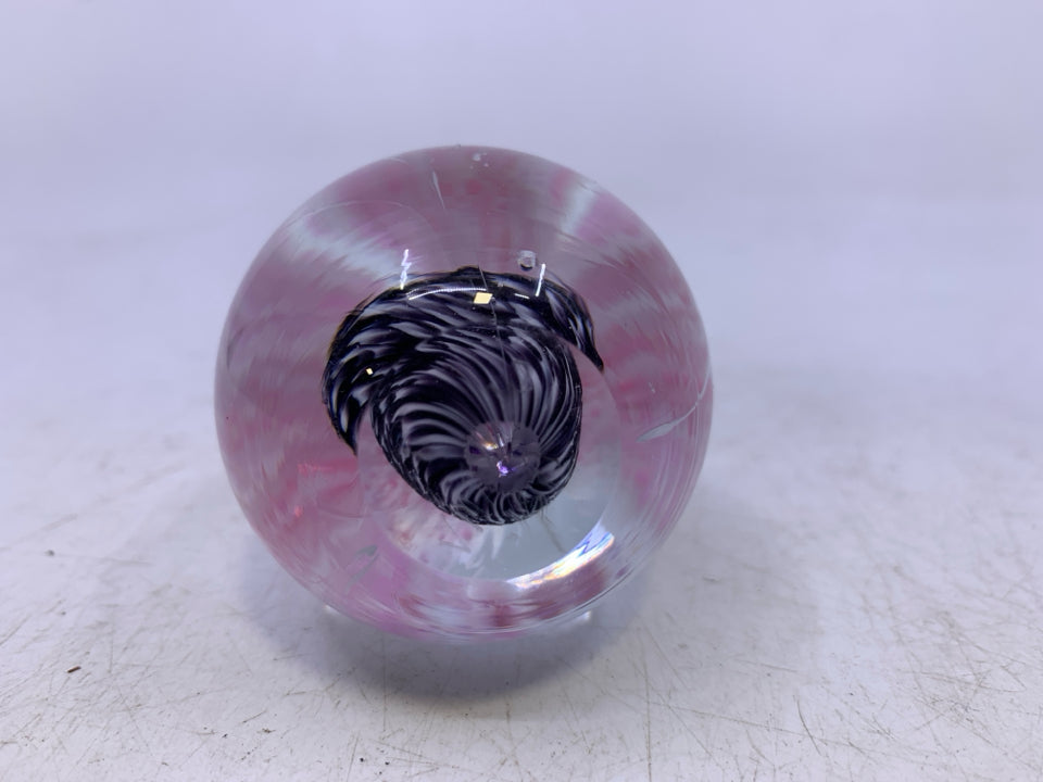 PINK, PURPLE FLOWER EGG SHAPED PAPER WEIGHT.