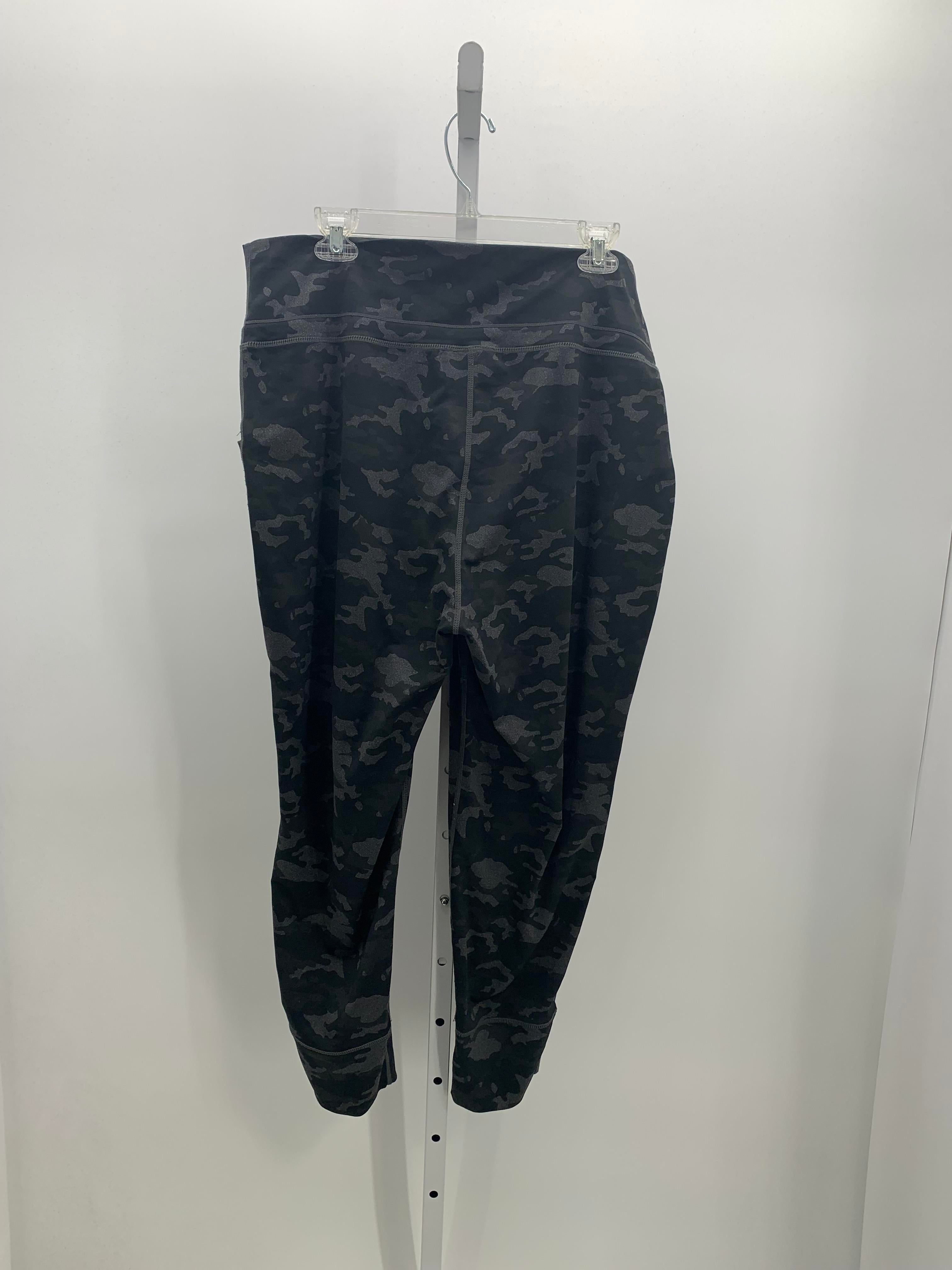 Fabletics Size Extra Large Misses Leggings