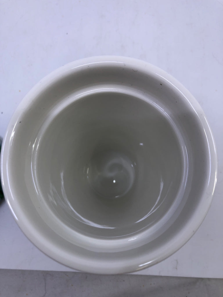 SPODE CHRISTMAS TREE REUSABLE TUMBLER.