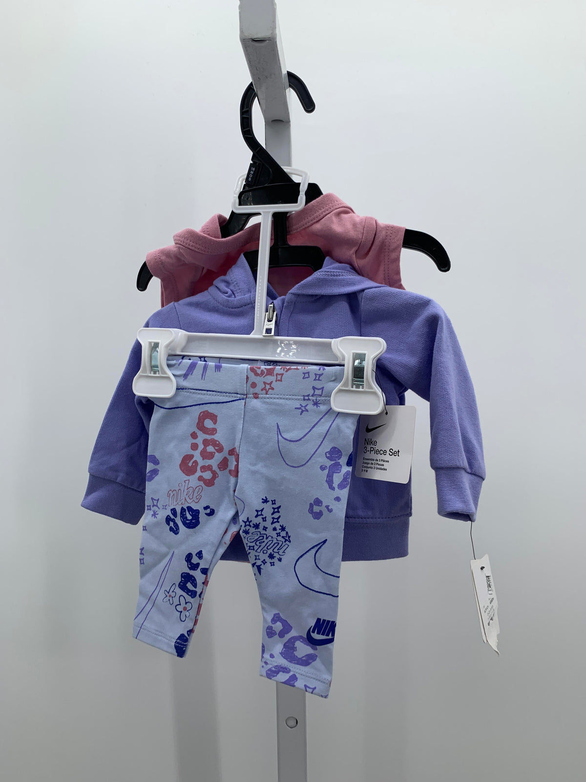 Nike Size Newborn Girls 3 Pieces