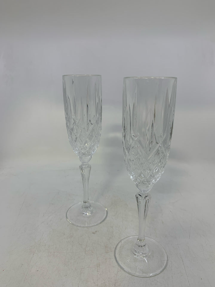 2 MARKHAM CHAMPAGNE GLASSES.