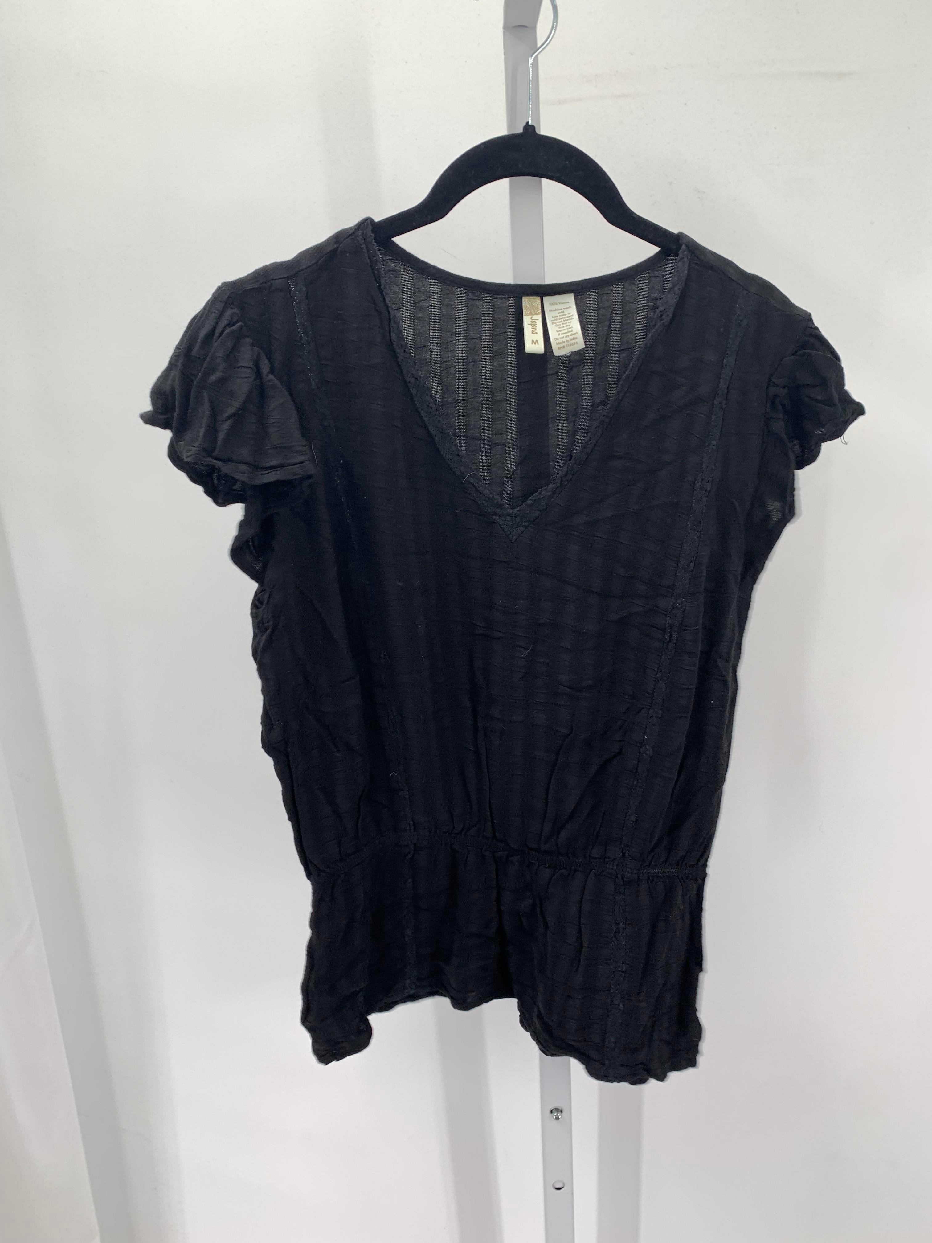 Japna Size Medium Misses Short Sleeve Shirt