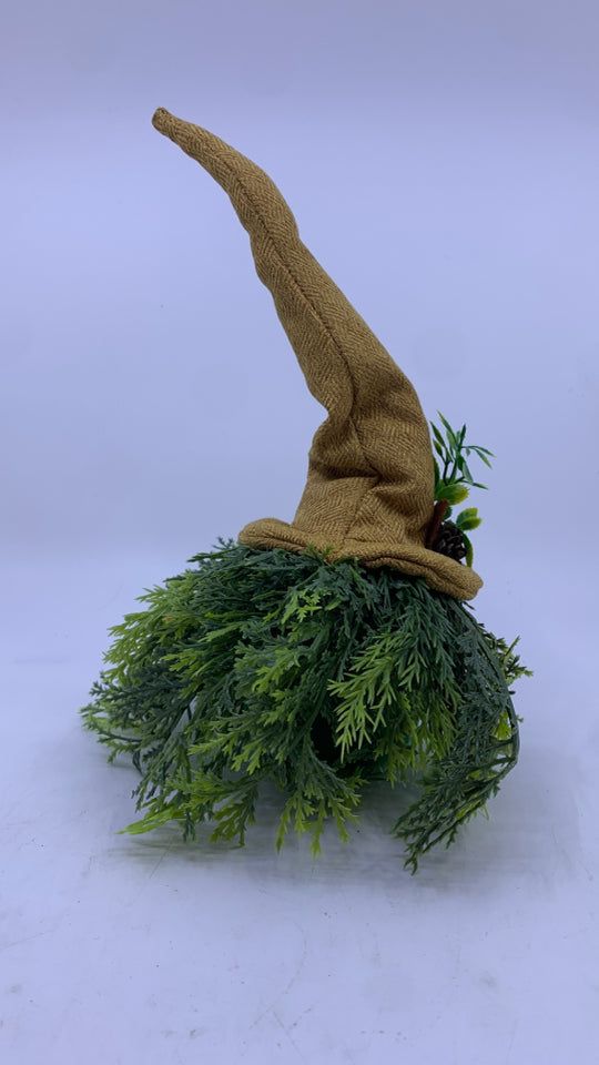 FAUX FERN GNOME.