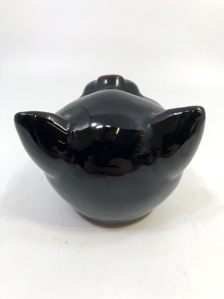 VTG REDWARE BLACK CAT HEAD ASHTRAY.