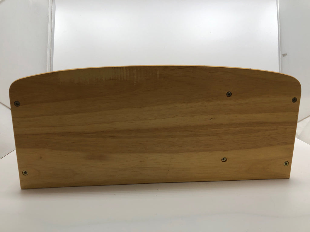DIVIDED WOODEN ORGANIZER.