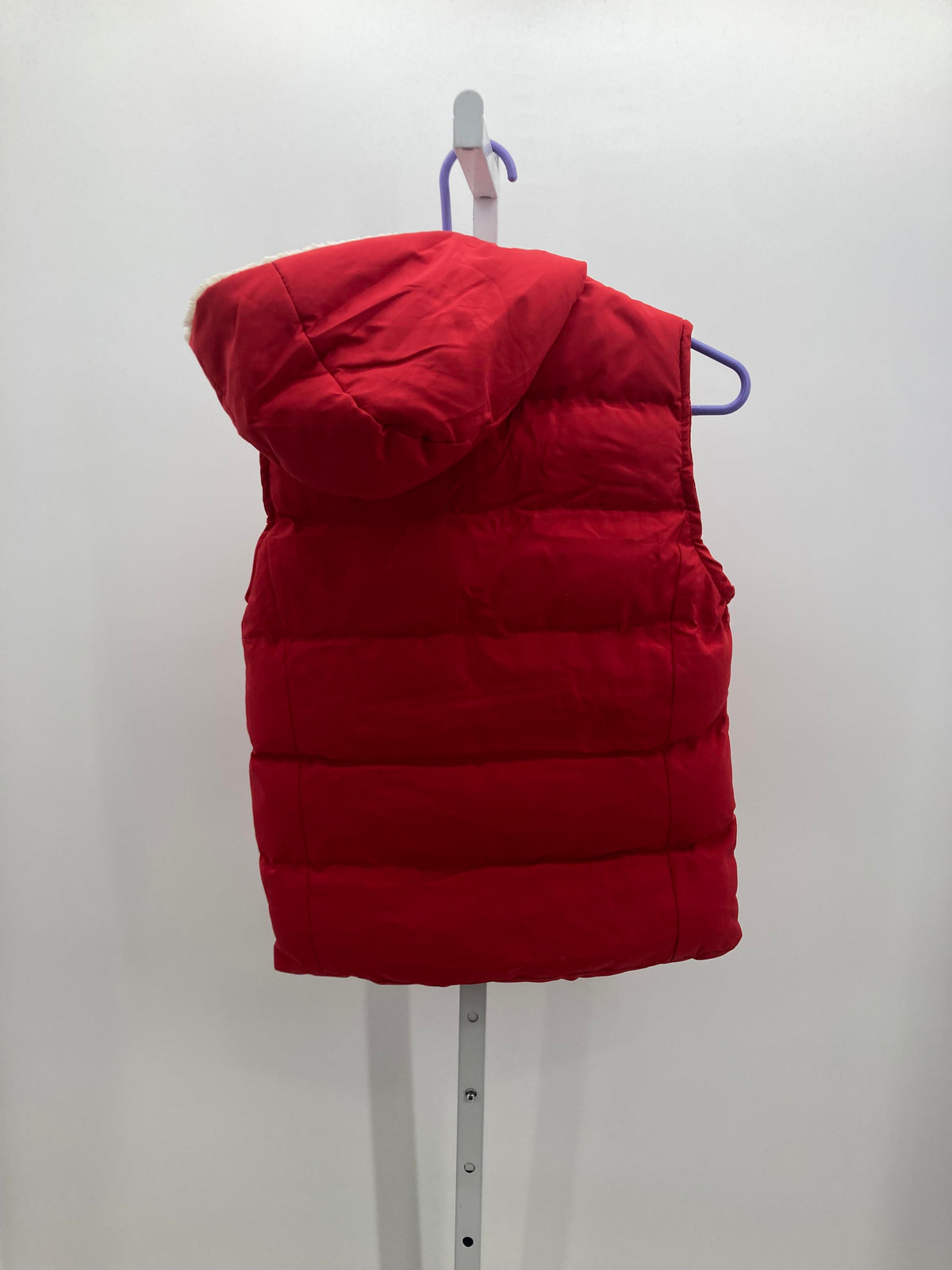 HOODED FLEECE LINED PUFF.