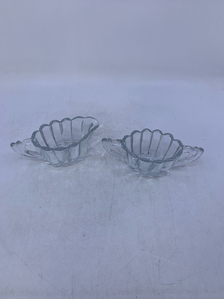 GLASS RIBBED SHORT SUGAR /CREAMER SET W/ SCALLOP EDGE.