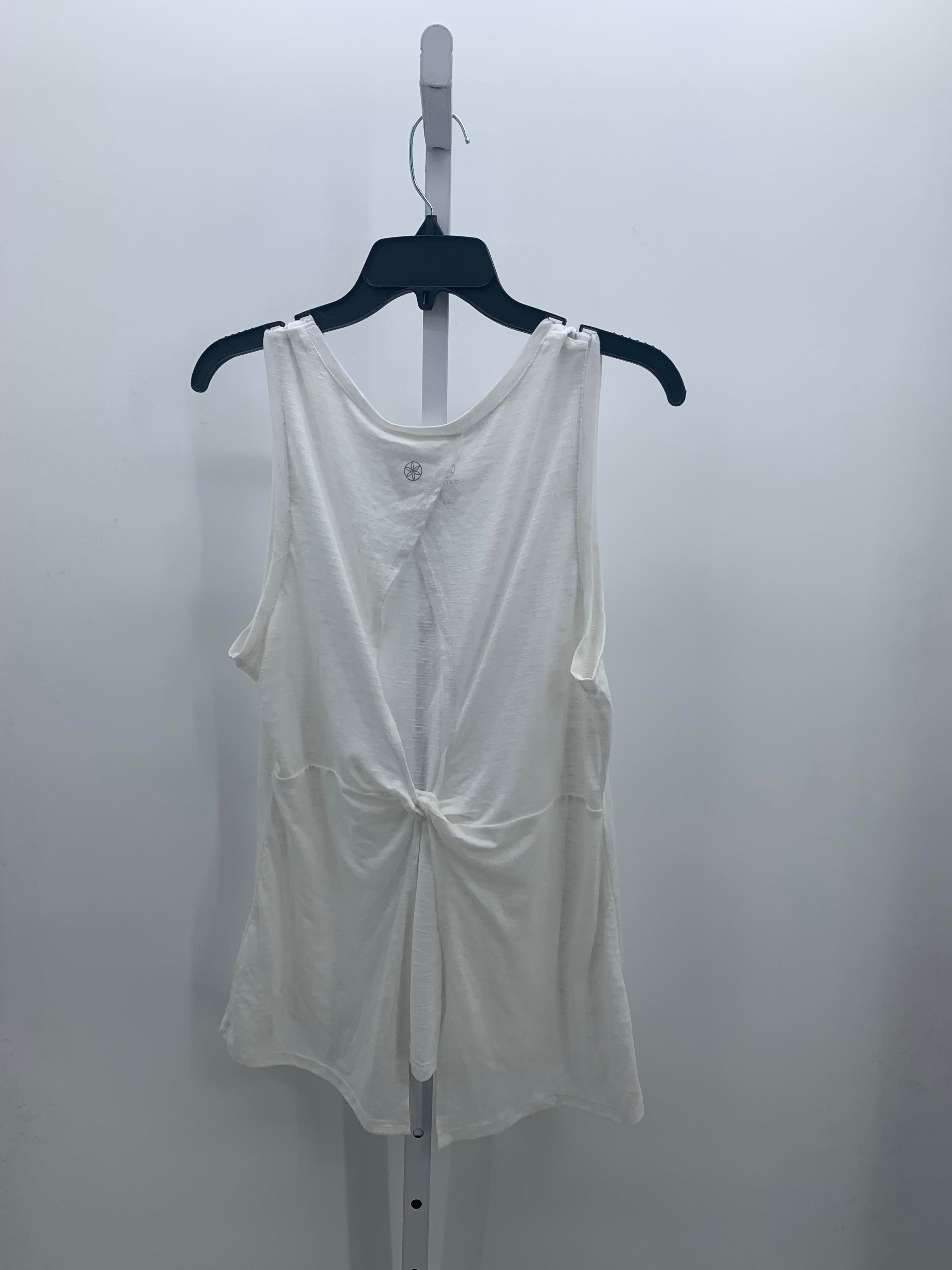 GAIAM Size Large Misses Tank