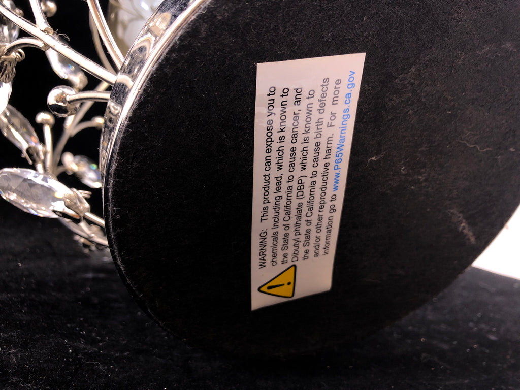 ROUND JEWELED LAMP.