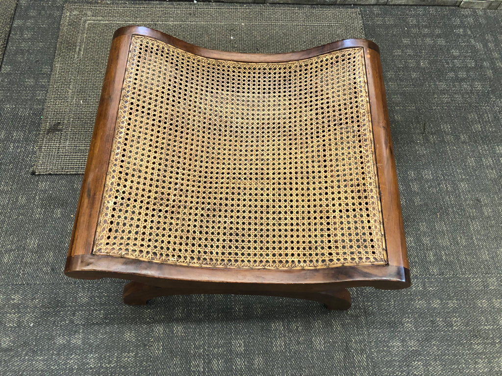 COLONIAL-STYLE HAND CANE OTTOMAN.