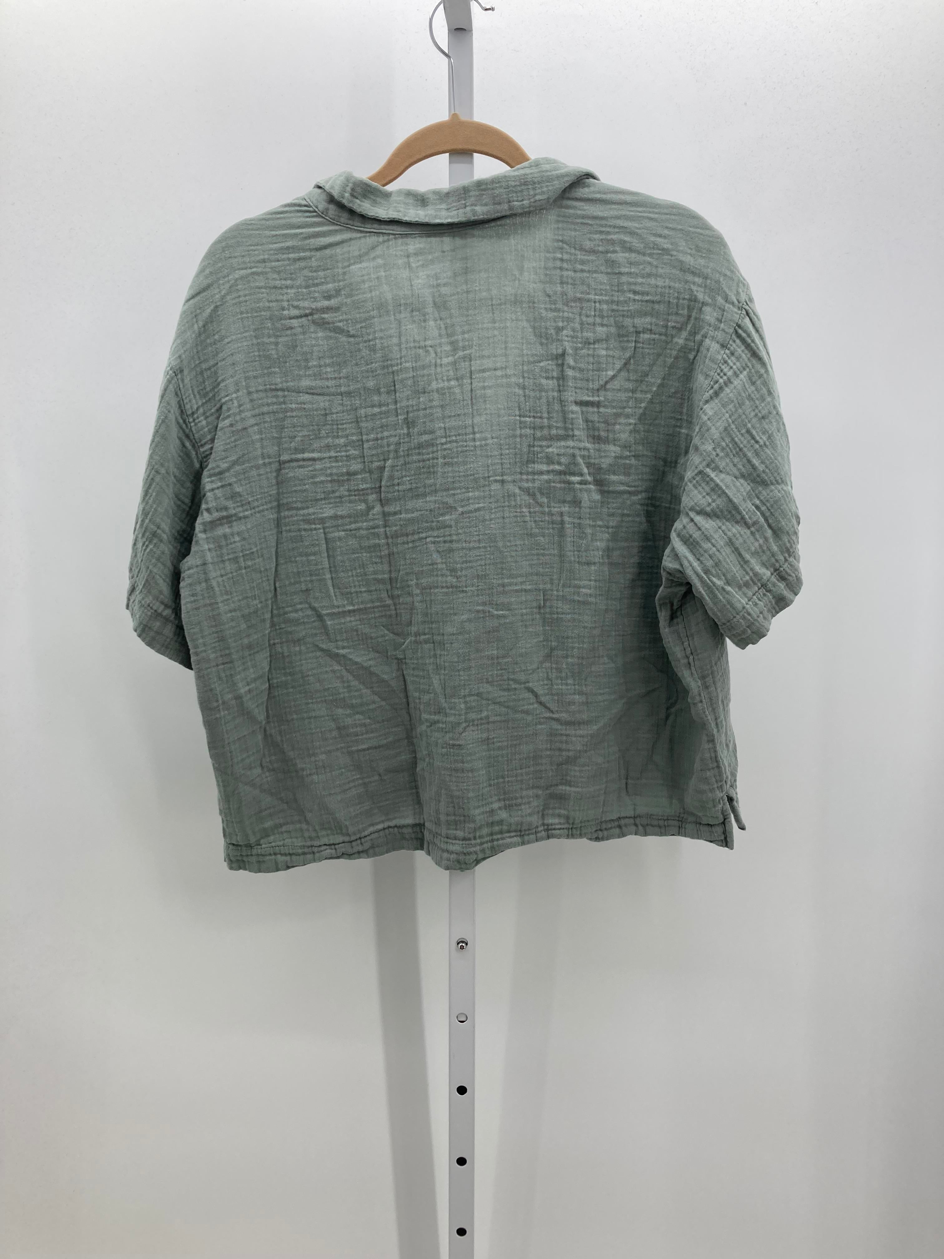 Gap Size Large Misses Short Sleeve Shirt