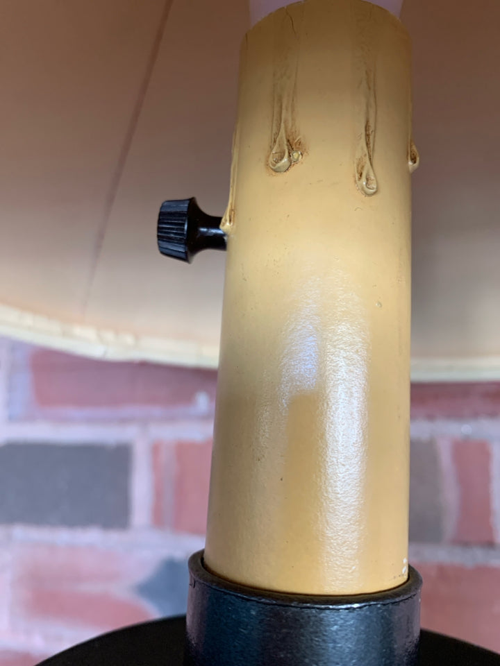 VTG METAL FLOOR LAMP W/SM RED SHADE.