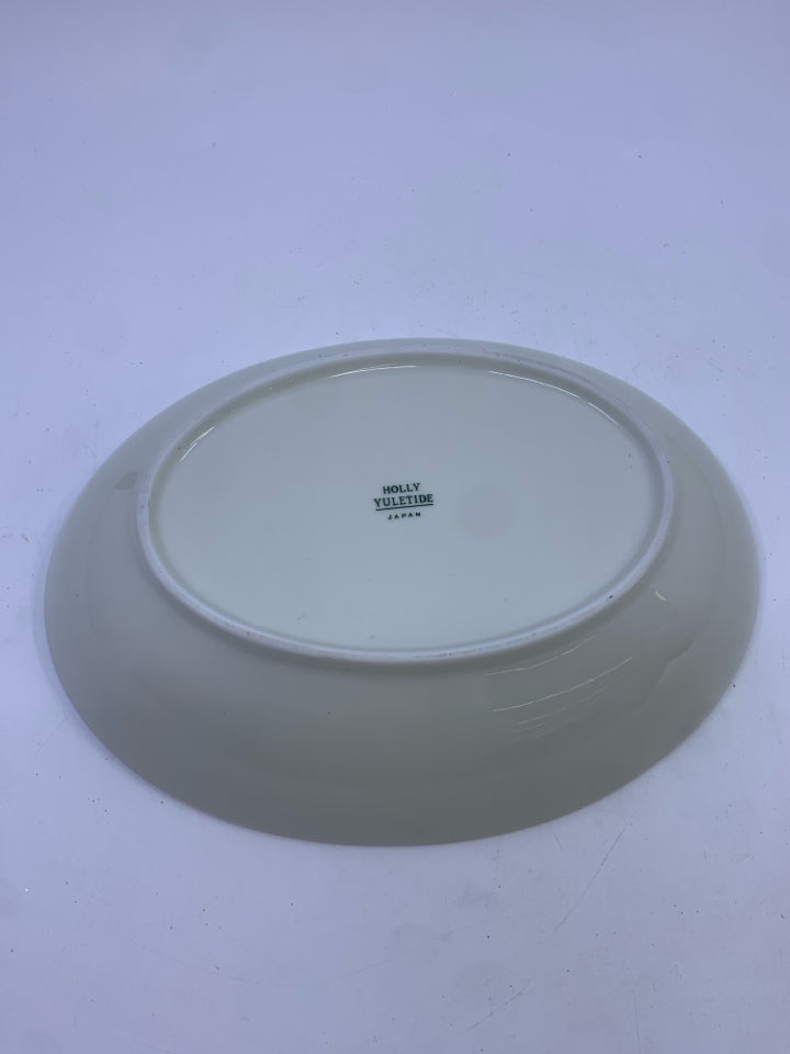 OVAL CREAM HOLLY RIMMED BOWL.