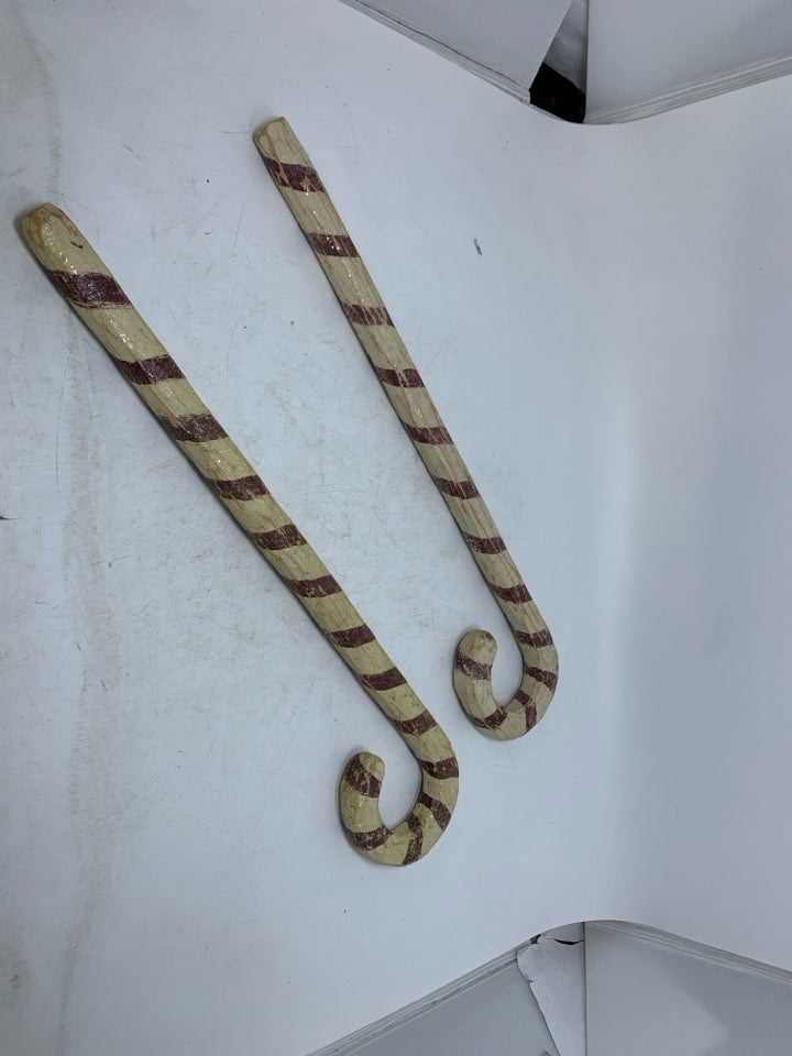 2 PRIMITIVE STYLE SPARKLE CANDY CANES.