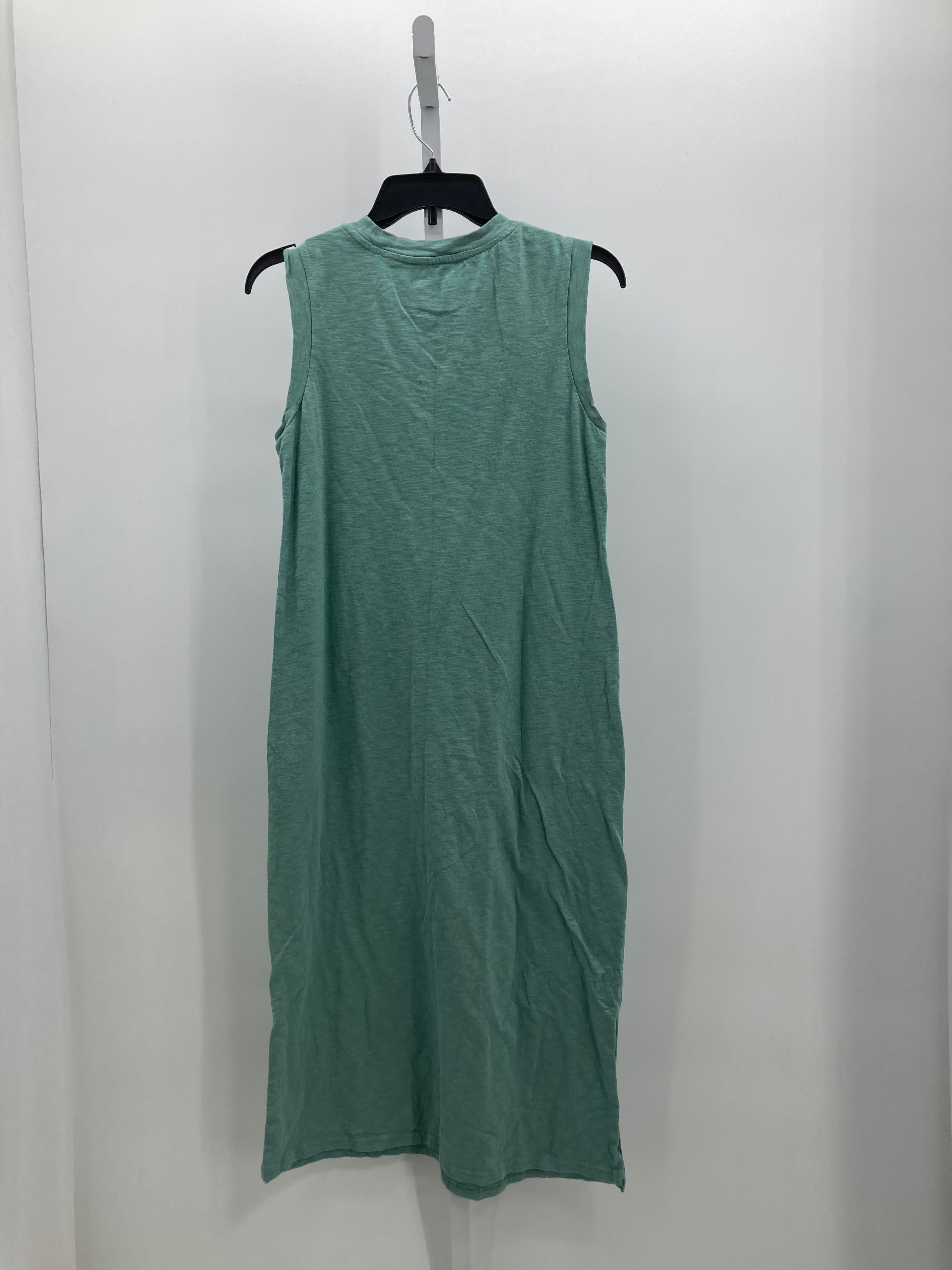 Universal Thread Size Medium Misses Sundress