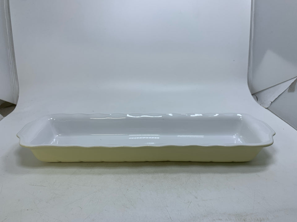 LONG RECTANGLE CERAMIC LOAF PAN.