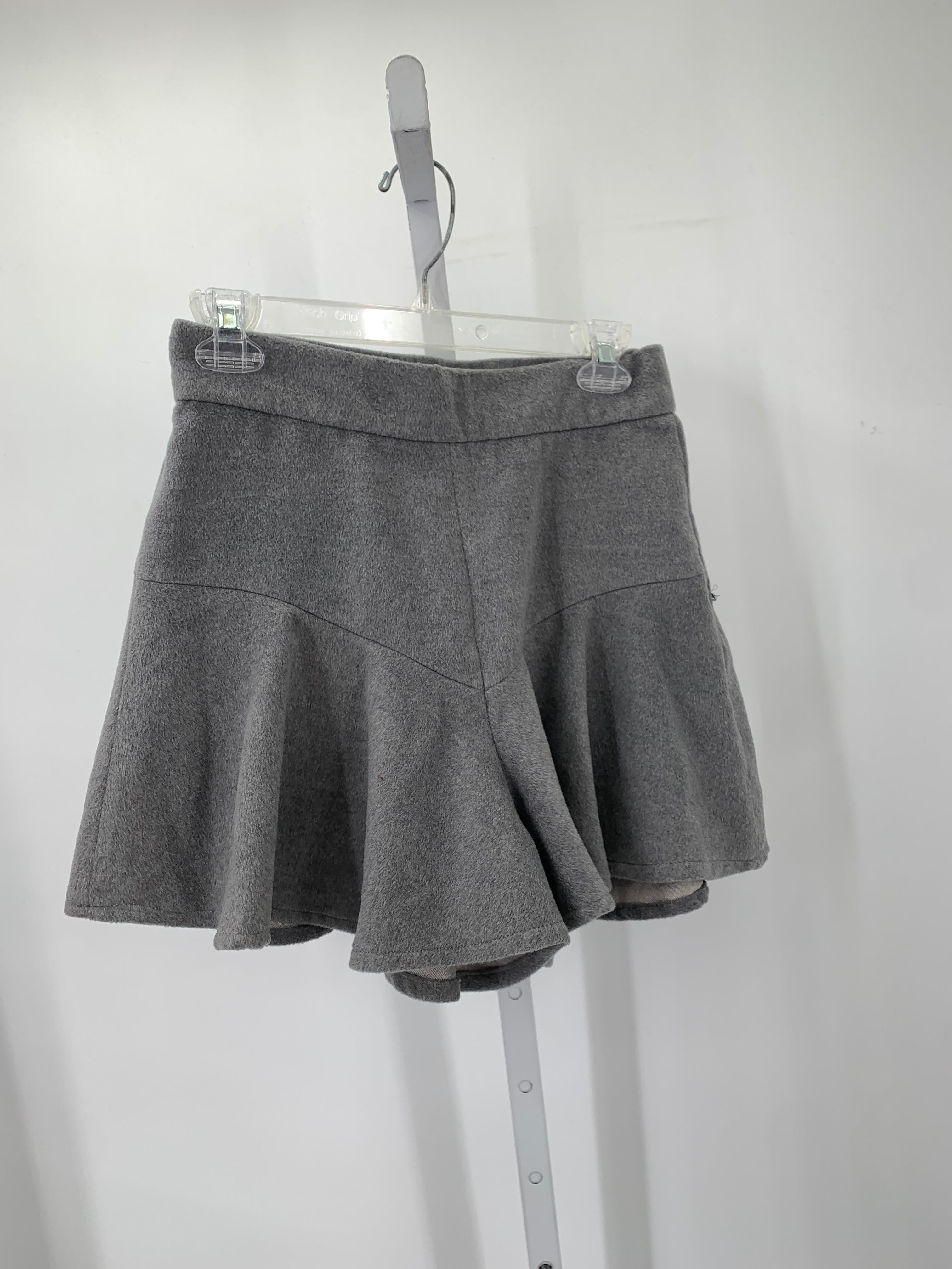 Size Medium Juniors Shorts