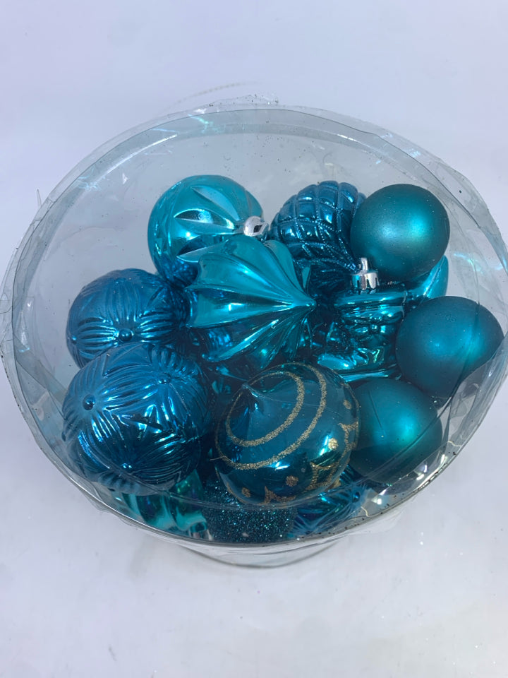NIP TEAL & GOLD GLITTER PLASTIC ORNAMENTS
