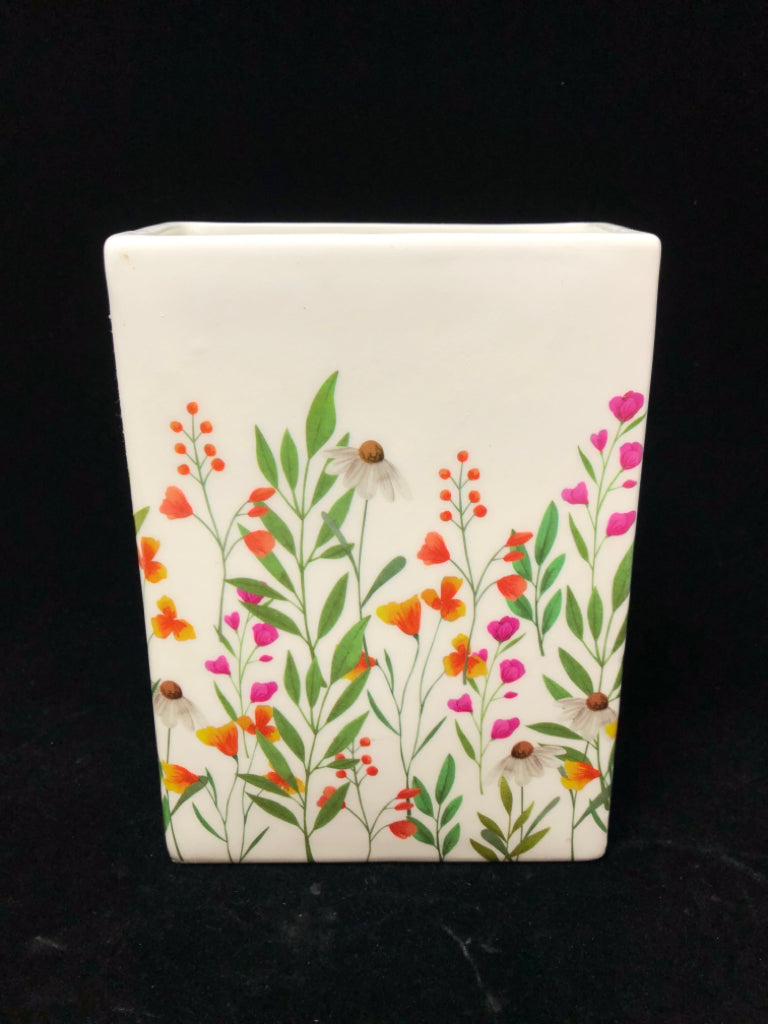 CERAMIC FLORAL BOOK-STYLE VASE.