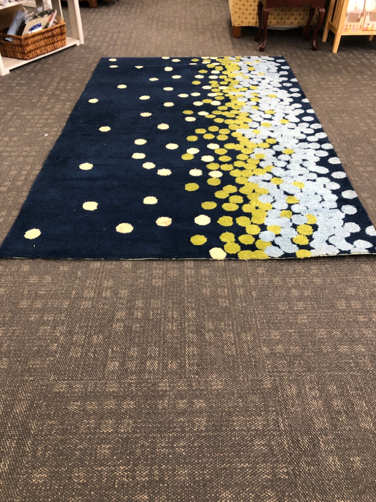 SURYA ABIGAIL BLUE AND GREEN RUG.