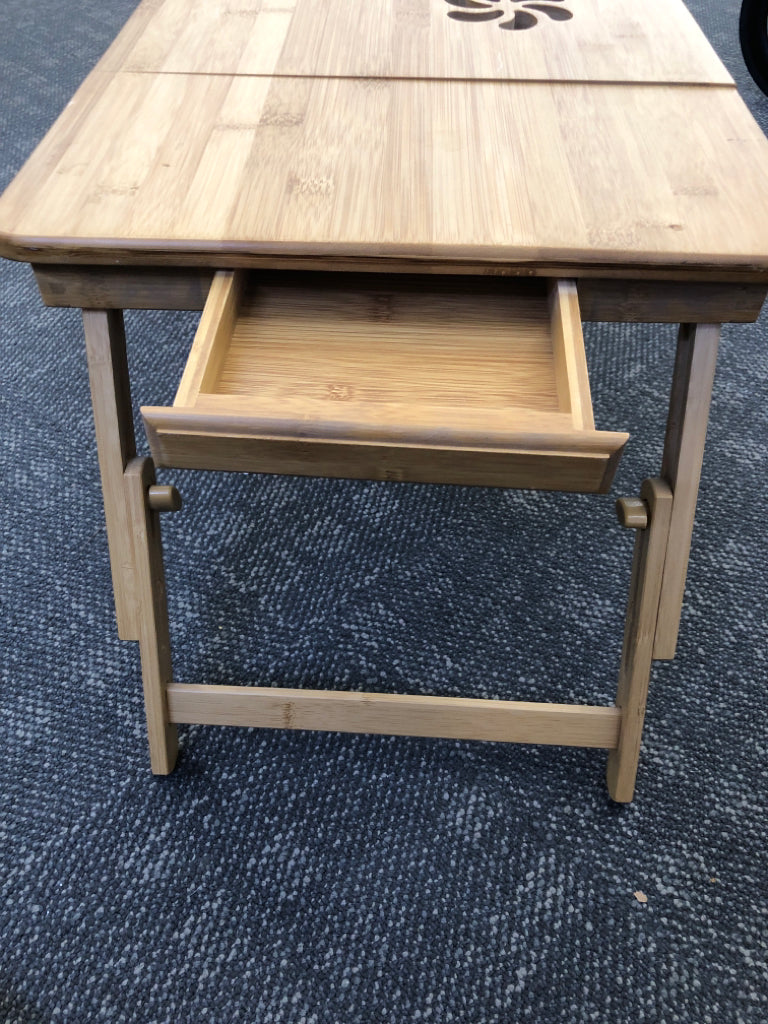 BAMBOO LAP TRAY W/ADJUSTABLE LEGS AND FLIP TOP.