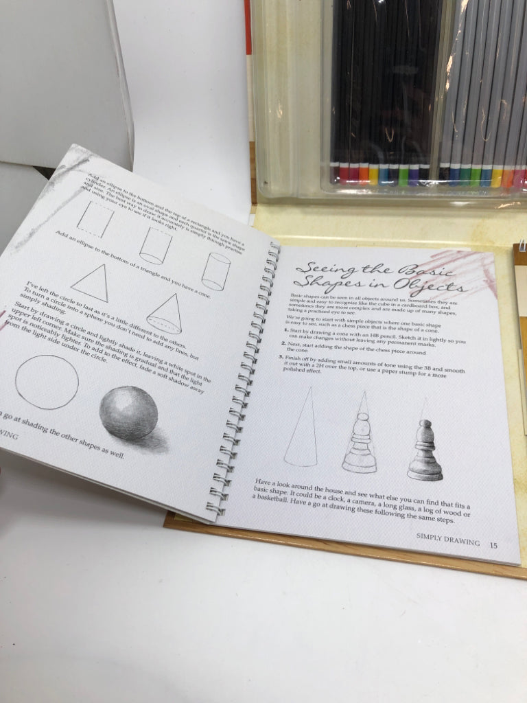 NIP ARTMAKER COMPLETE DRAWING KIT.
