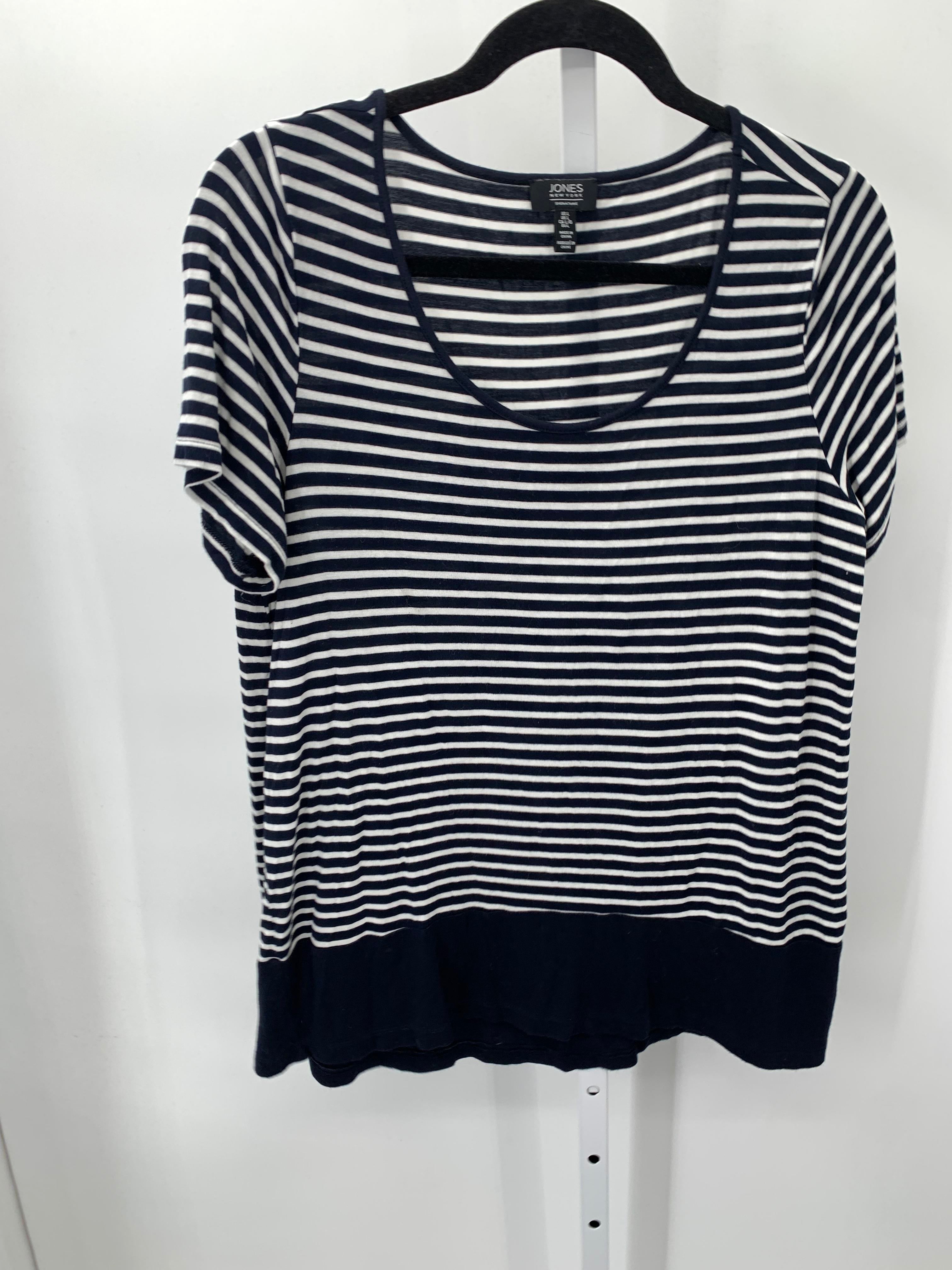 Jones New York Size Large Misses Short Sleeve Shirt