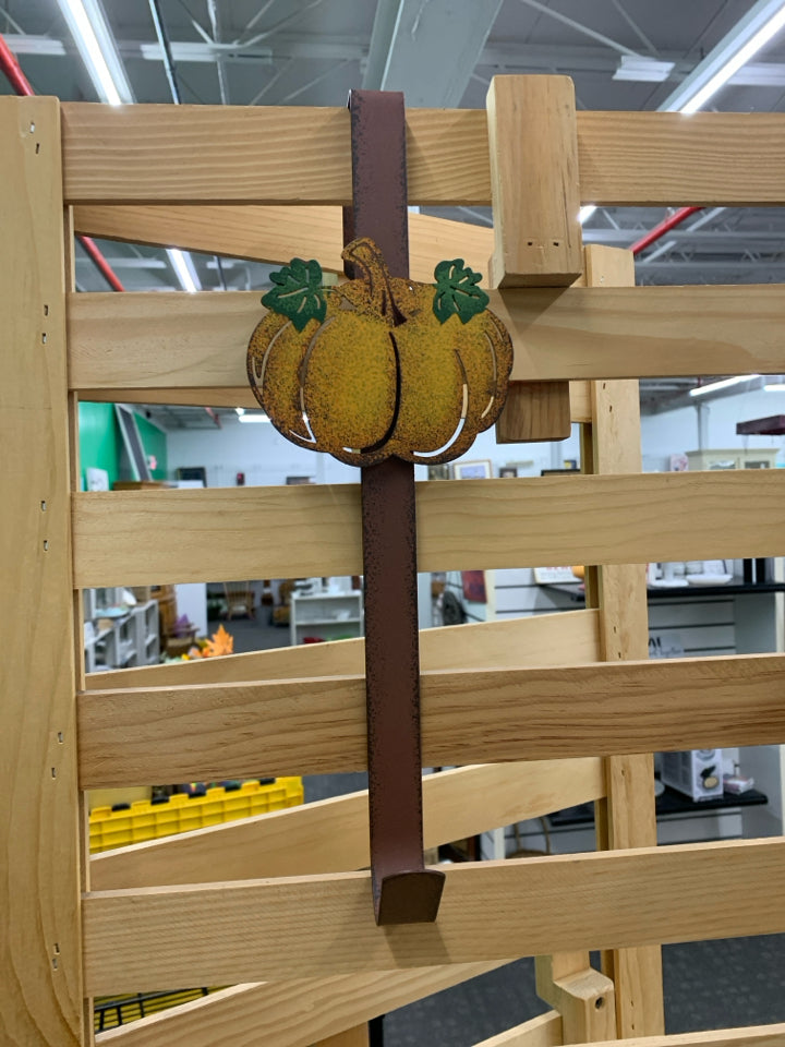 RUSTIC OVER THE DOOR METAL PUMPKIN WREATH HOOK.