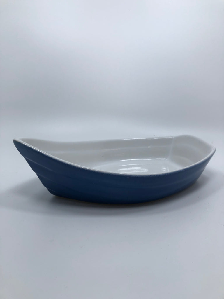 BLUE ROWBOAT SHAPED SERVER.