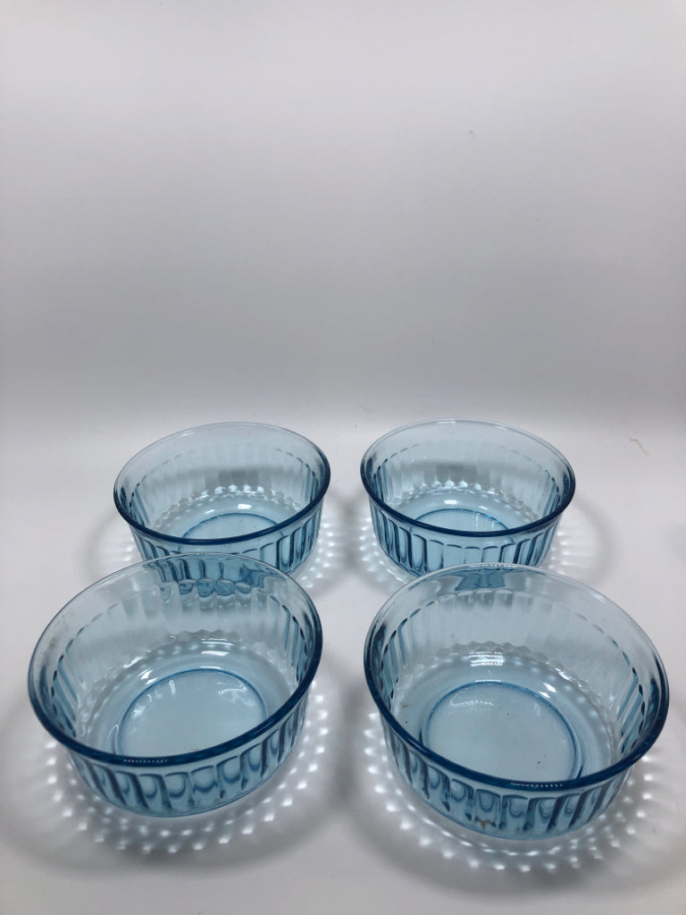 20PC LIGHT BLUE GLASS RIBBED DINNER SET SRVC FOR 4.