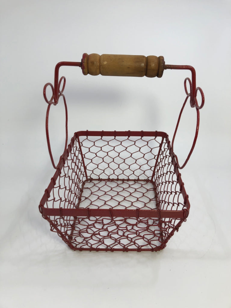 PRIMITIVE RED APPLE BASKET.